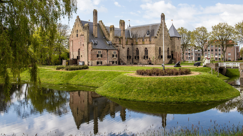 Radboud Caisleán