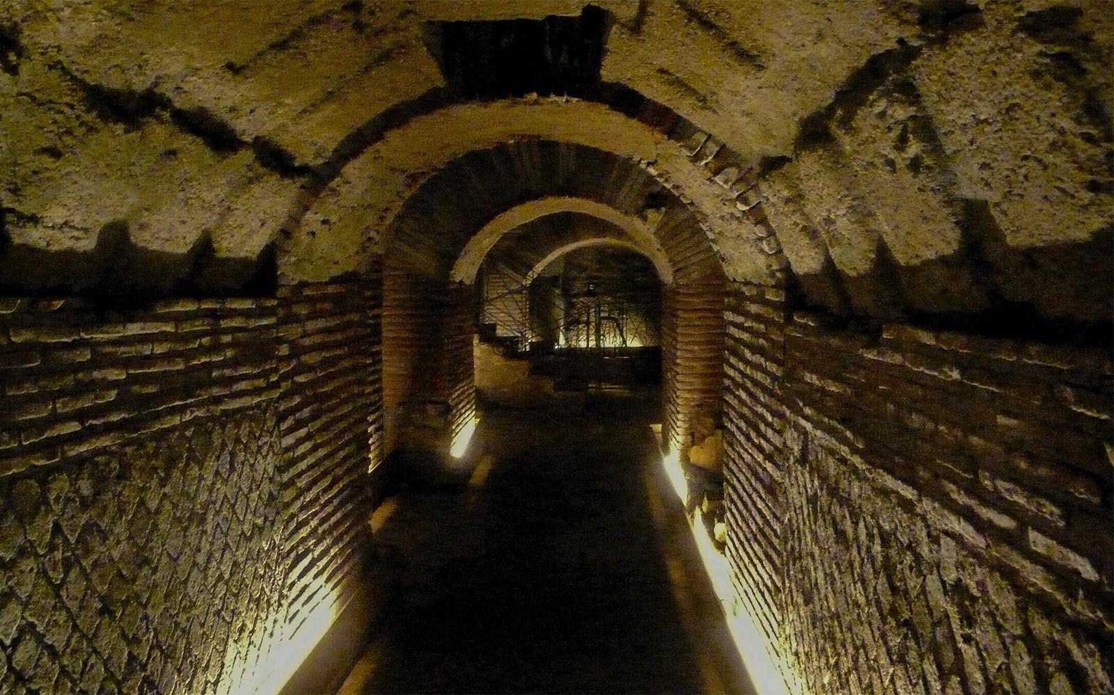 Sotterranea Napoli (Napoli Faoi Thalamh)