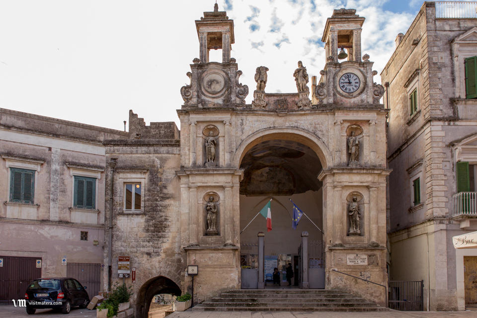 Piazza del Sedile: Matera nappali