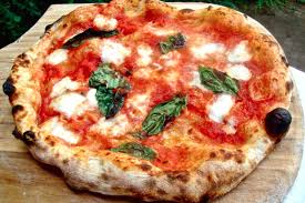 Nápolyi Pizza