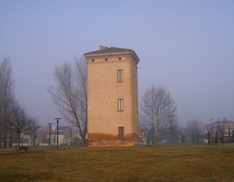 Falconiera tornya Poggio Rusco