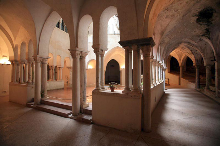 Abbey a Szentháromság & germandbls ...