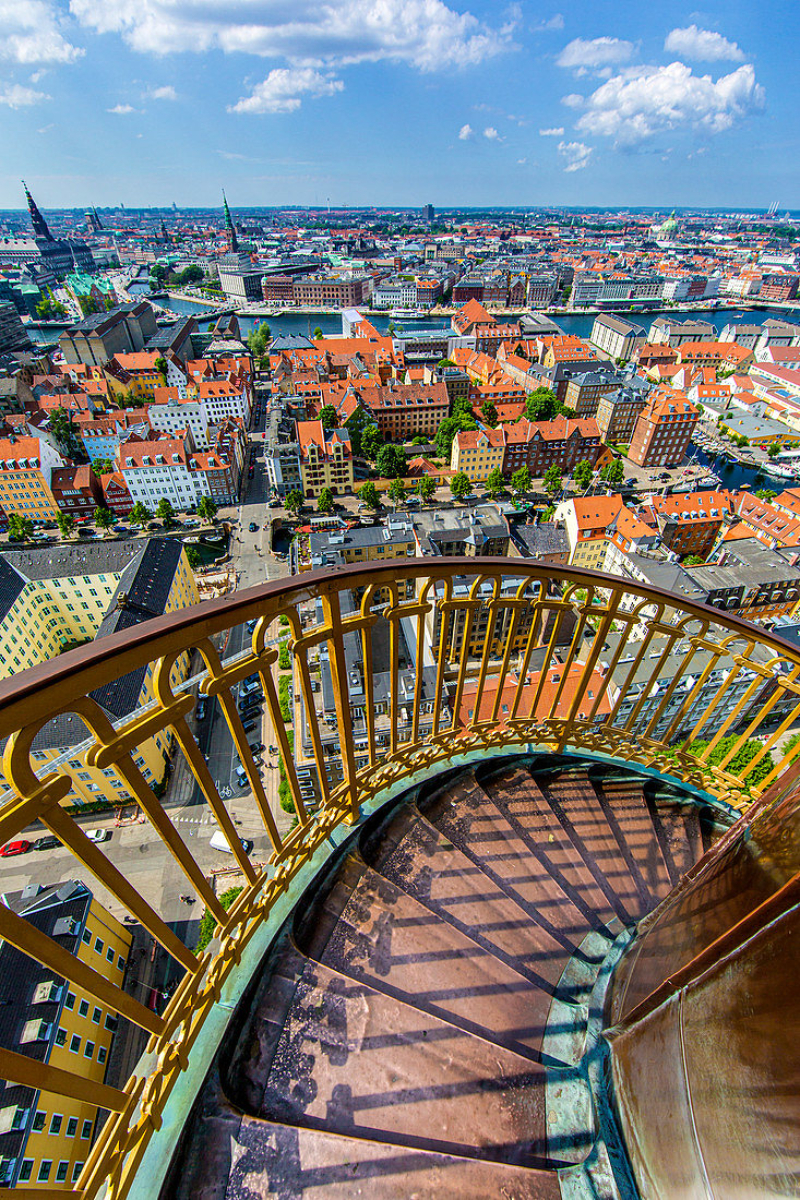 Vor Frelsers Kirke og vindeltrappen