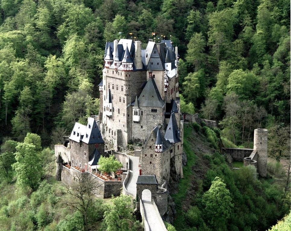 Eltz Caisleán