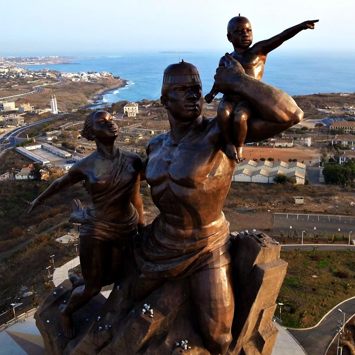 Monumento al Rinascimento africano in Se ...